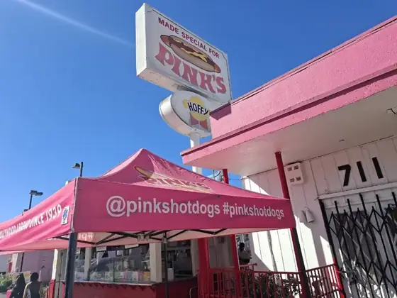 Pink's Hot Dogs, hot dog restaurant in Hollywood