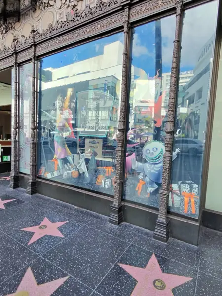 Shop windows over the Walk of Fame stars